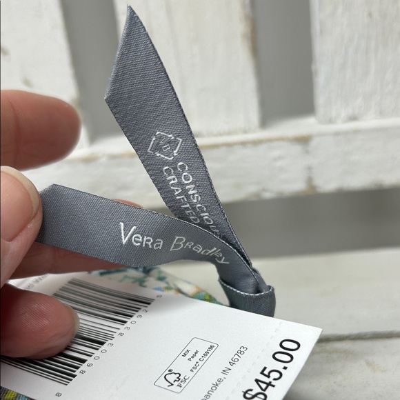 Vera Bradley RFID Petite Zip-Around Wallet- Citrus Paisley NWT - Picture 4 of 4